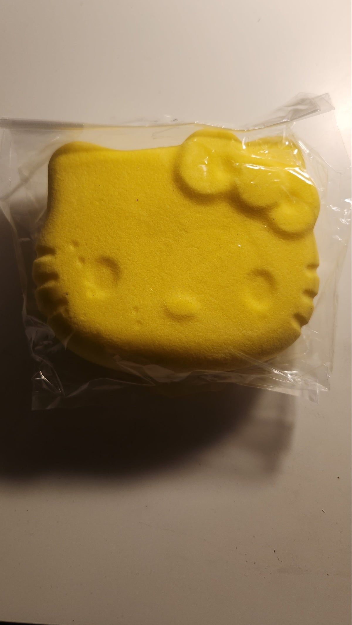 Hello Kitty squishy
