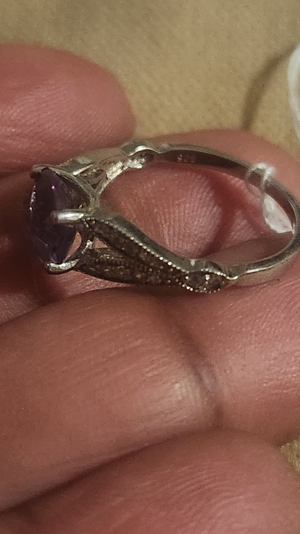 Ring black size 10