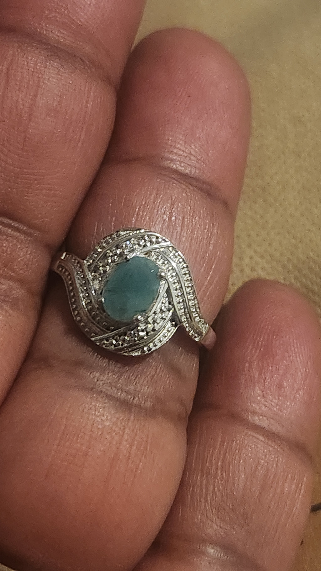 Ring black size 10