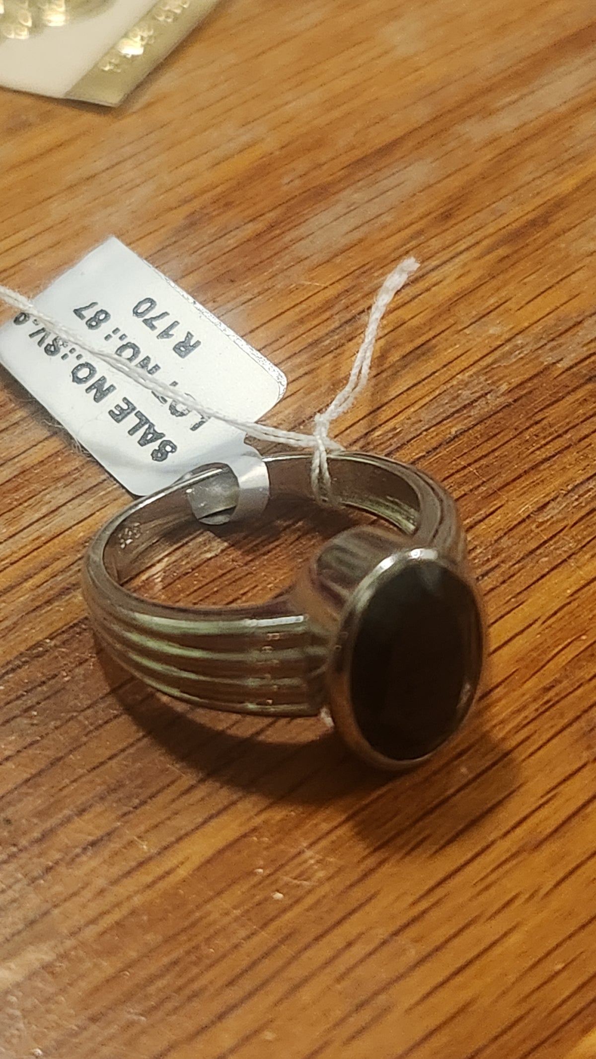 Ring black size 10